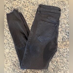 Old Navy Women's Black Extra High Rise Super Skinny